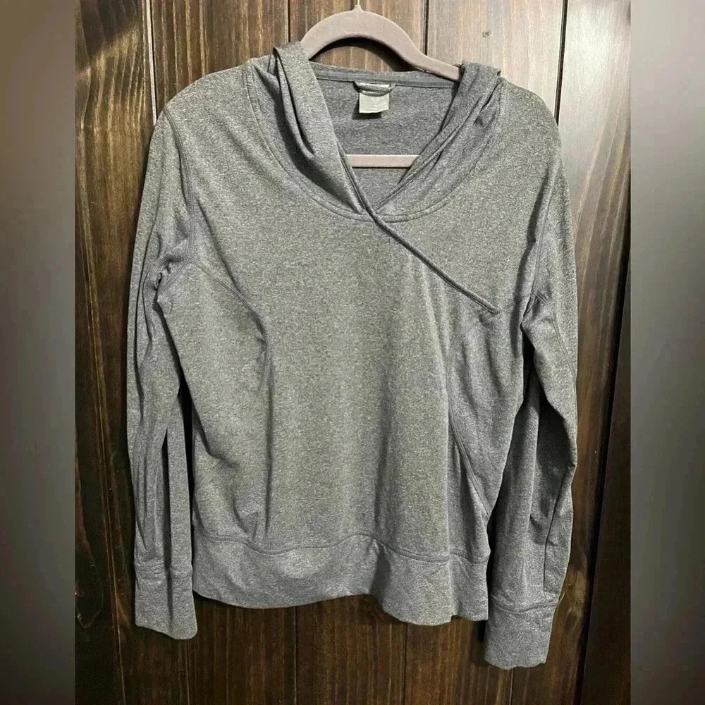 Levelwear Women’s Hoodie. Size: Large - Picture 3 of 9